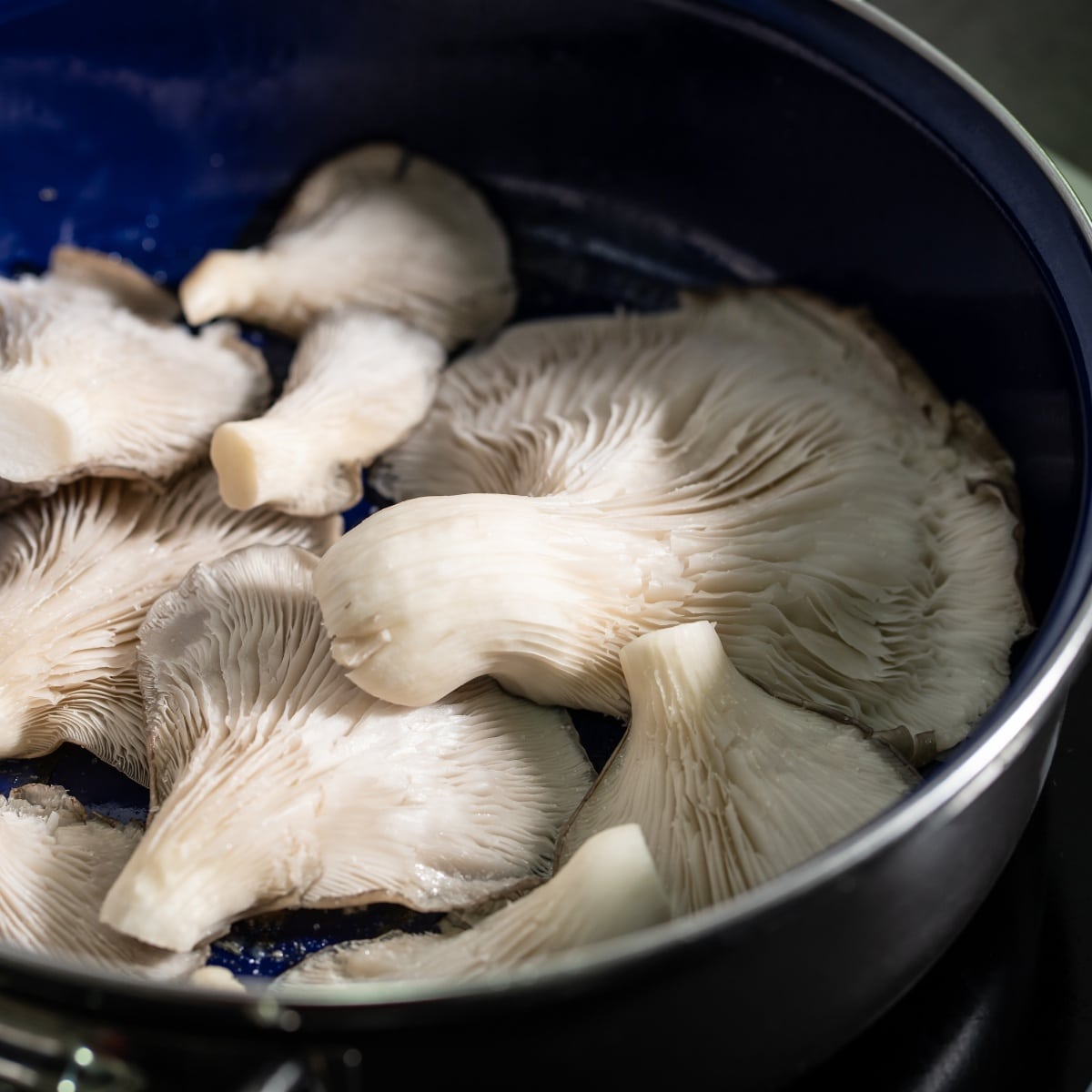 cooking oyster mushrooms